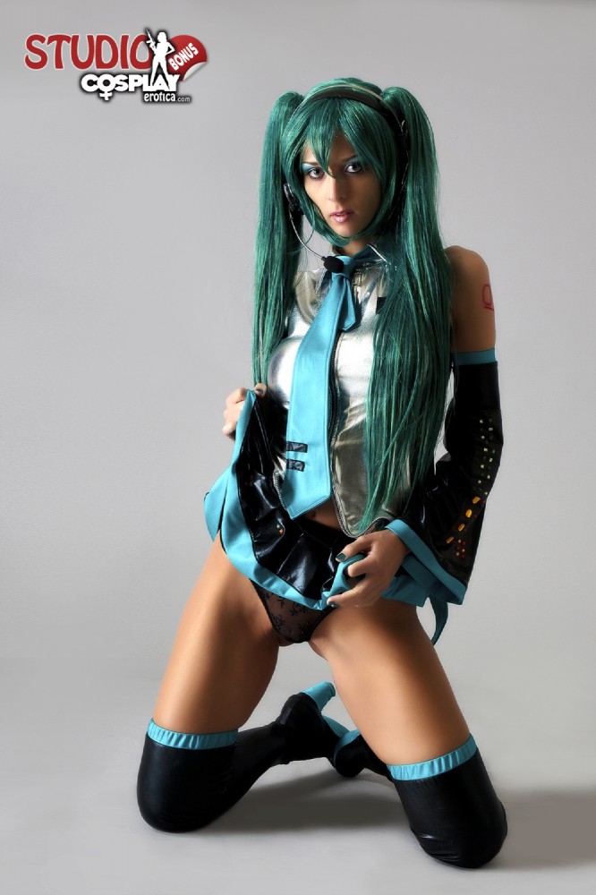 Vocaloid – Lana (ce) – Hatsune Miku
