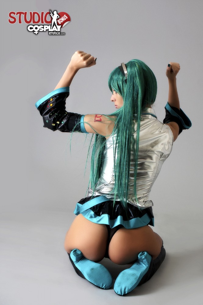 Vocaloid – Lana (ce) – Hatsune Miku