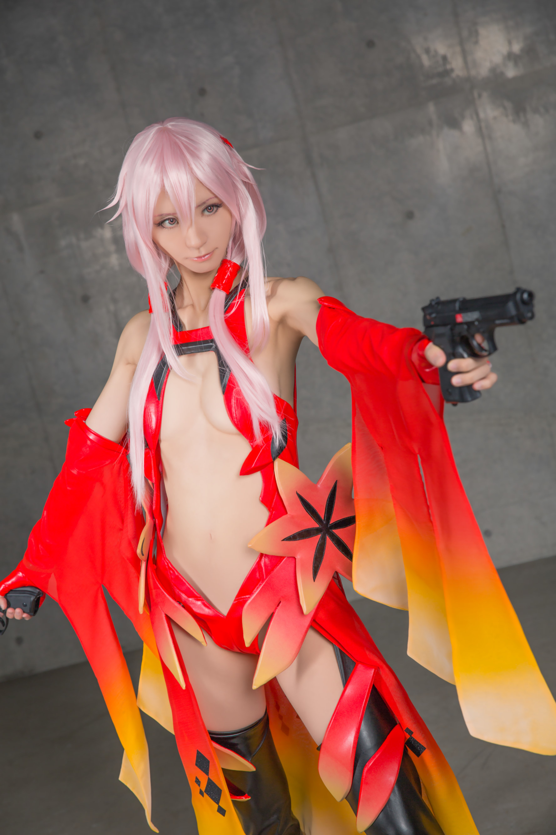 Guilty Crown – Mike – Yuzuriha Inori