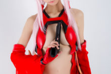 Guilty Crown – Mike – Yuzuriha Inori (63)