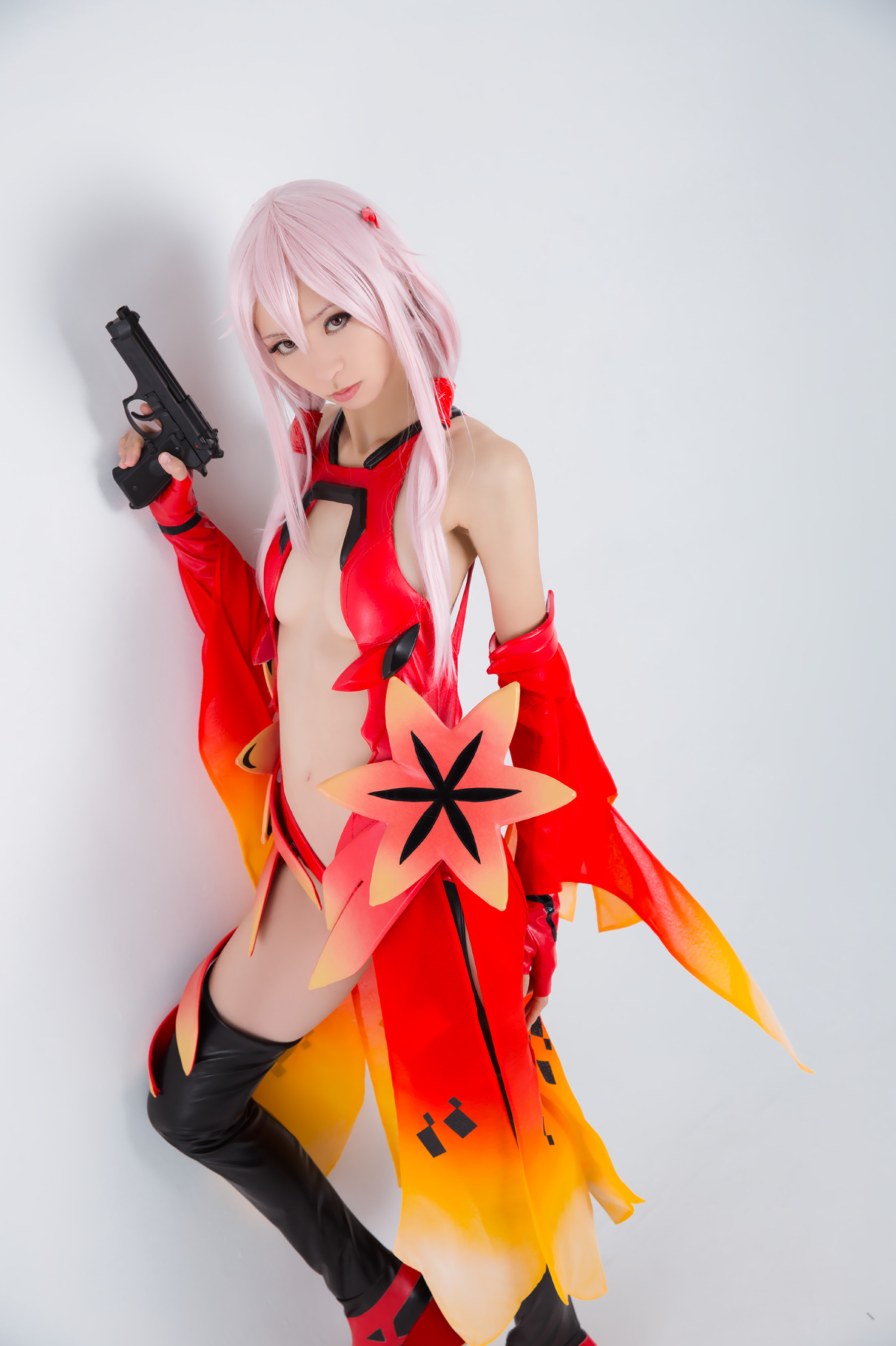 Guilty Crown – Mike – Yuzuriha Inori