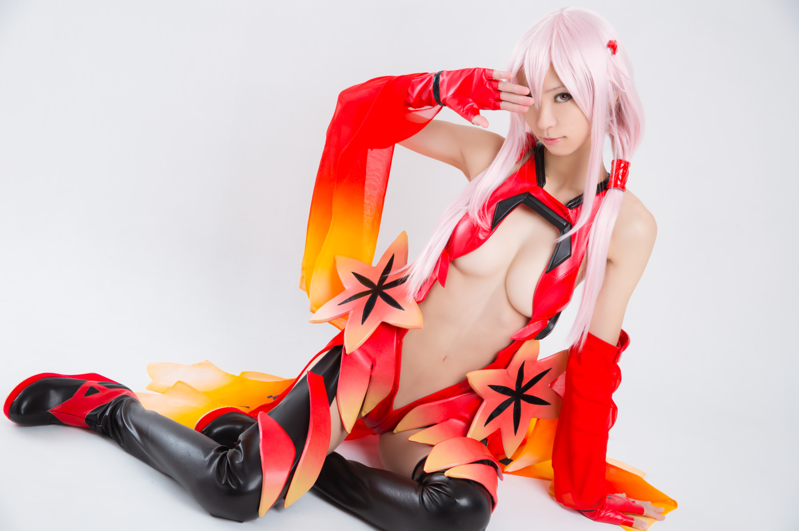 Guilty Crown – Mike – Yuzuriha Inori