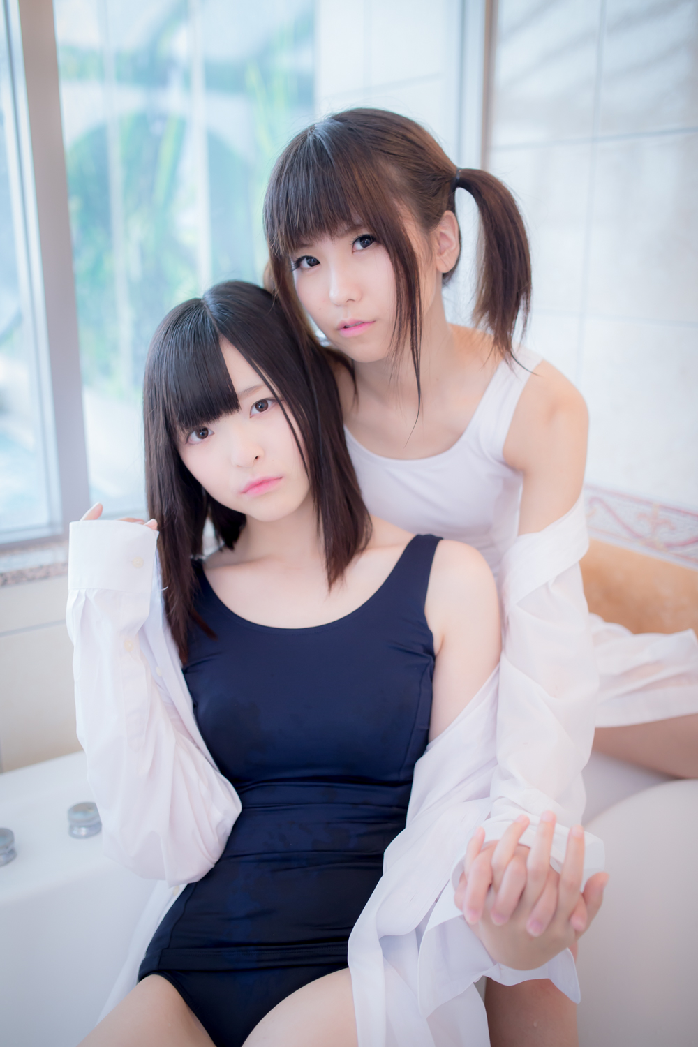 Bakemonogatari – Ayato, Nagisa – Tsubasa, Tsukihi