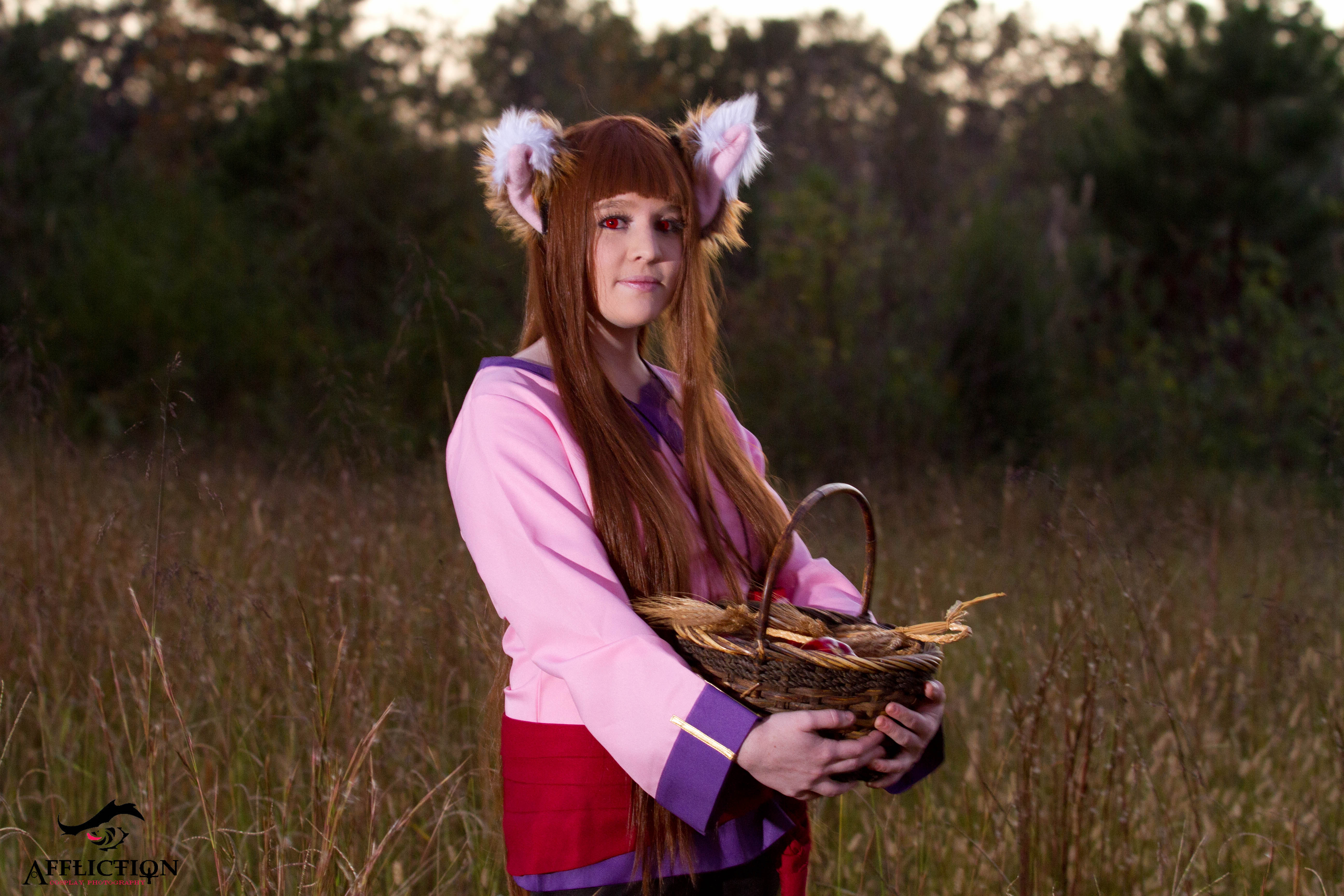 Spice and Wolf – Foxy, Akemi – Horo
