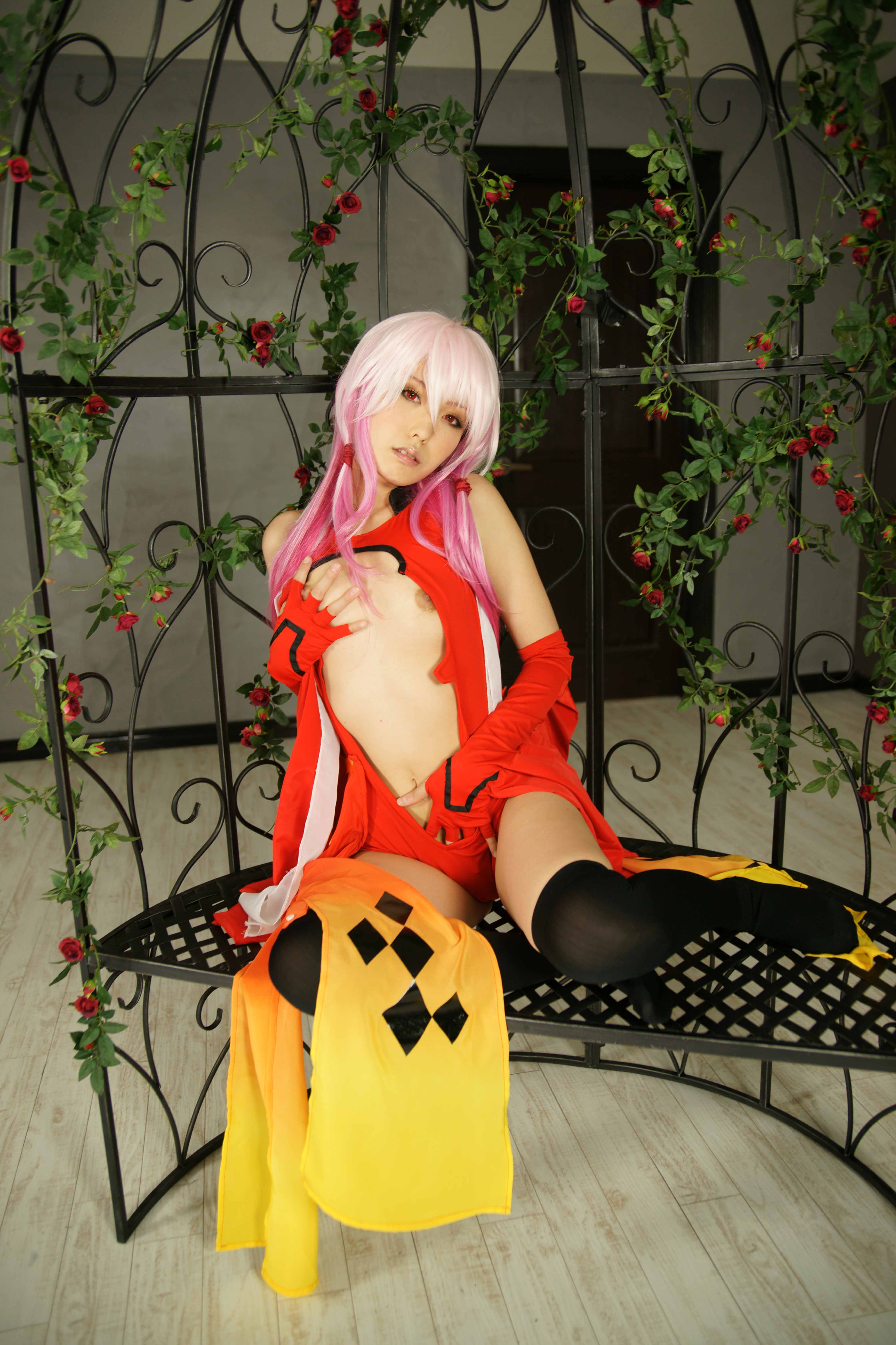 Guilty Crown – Arimura Chika – Yuzuriha Inori