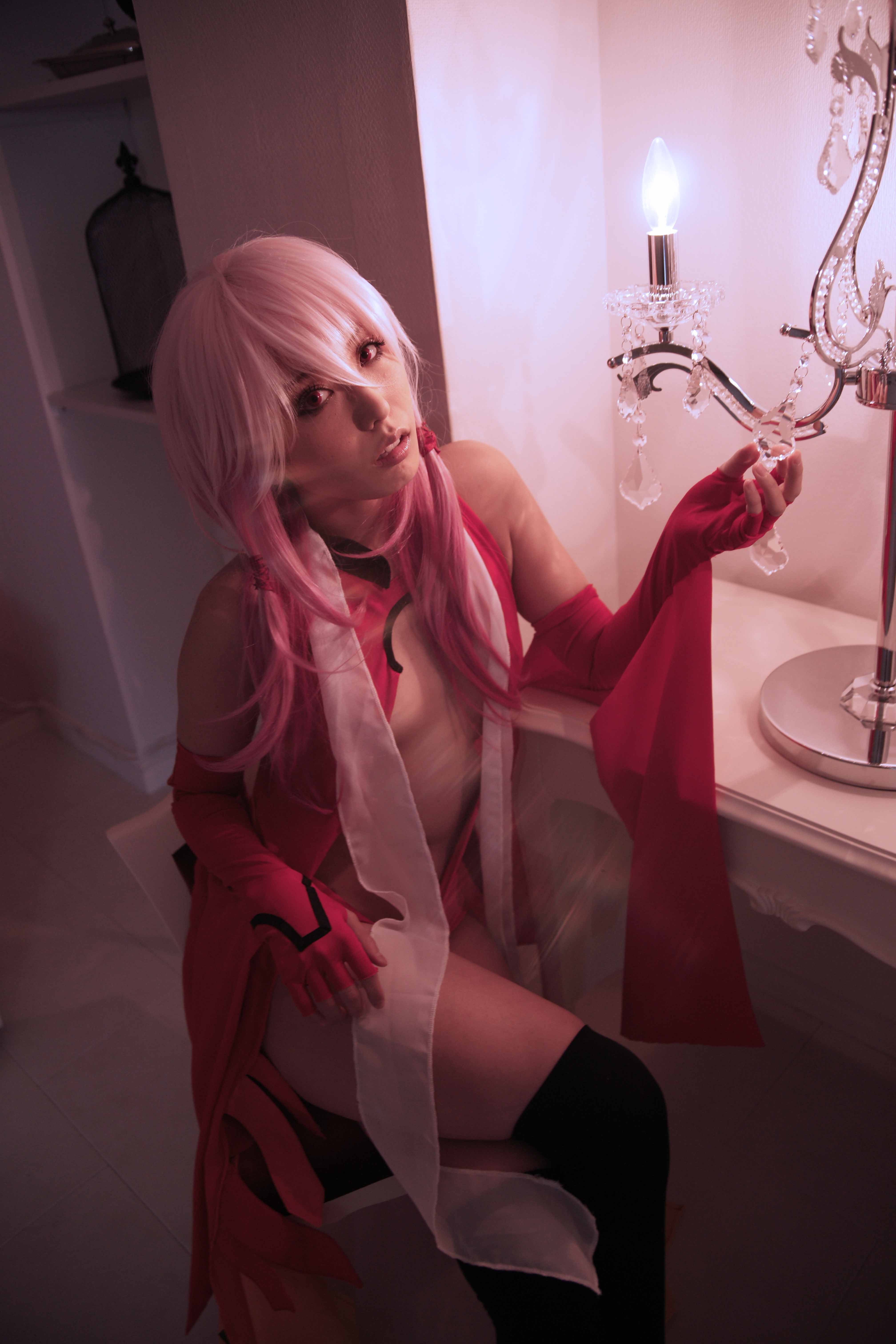 Guilty Crown – Arimura Chika – Yuzuriha Inori