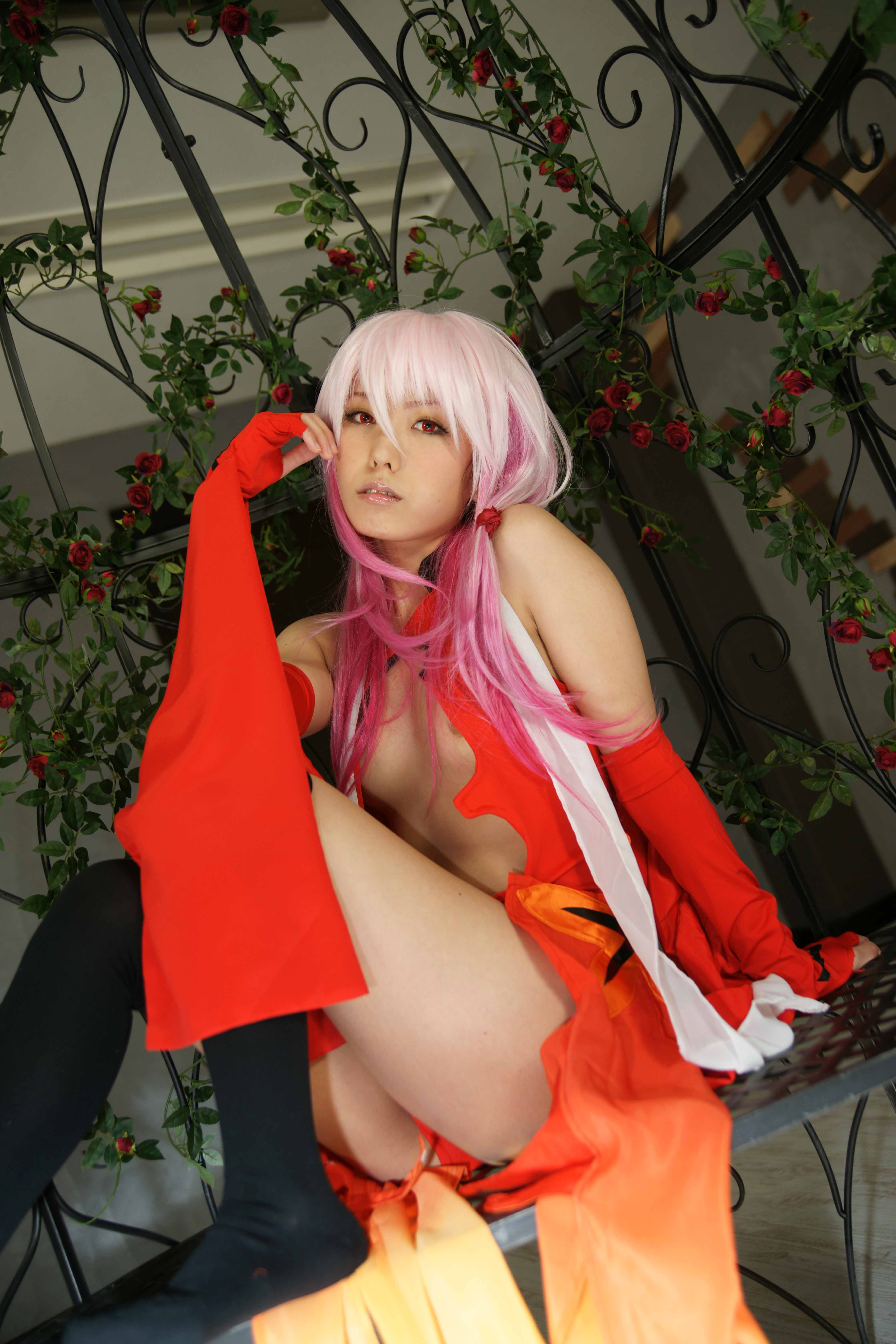 Guilty Crown – Arimura Chika – Yuzuriha Inori