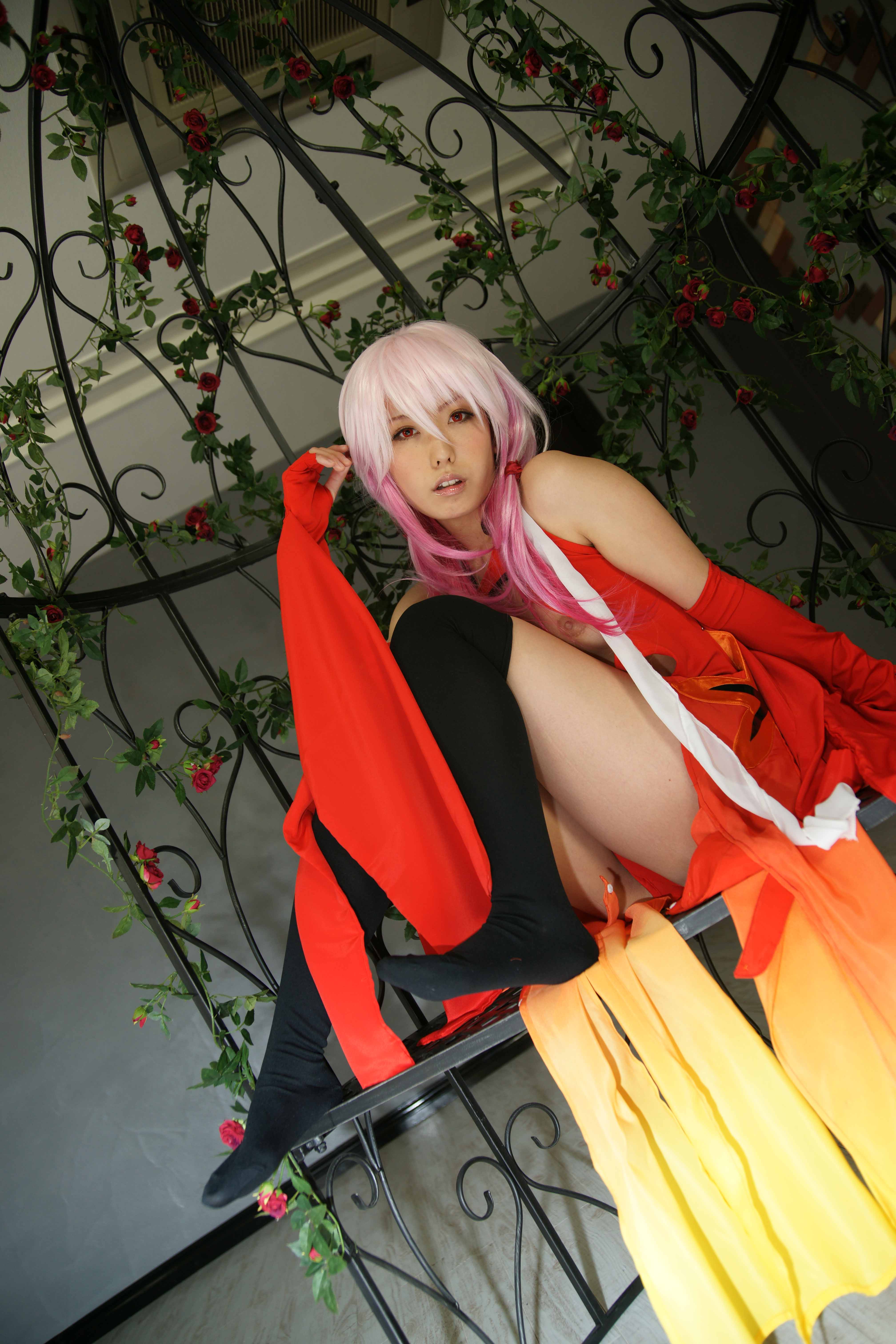 Guilty Crown – Arimura Chika – Yuzuriha Inori