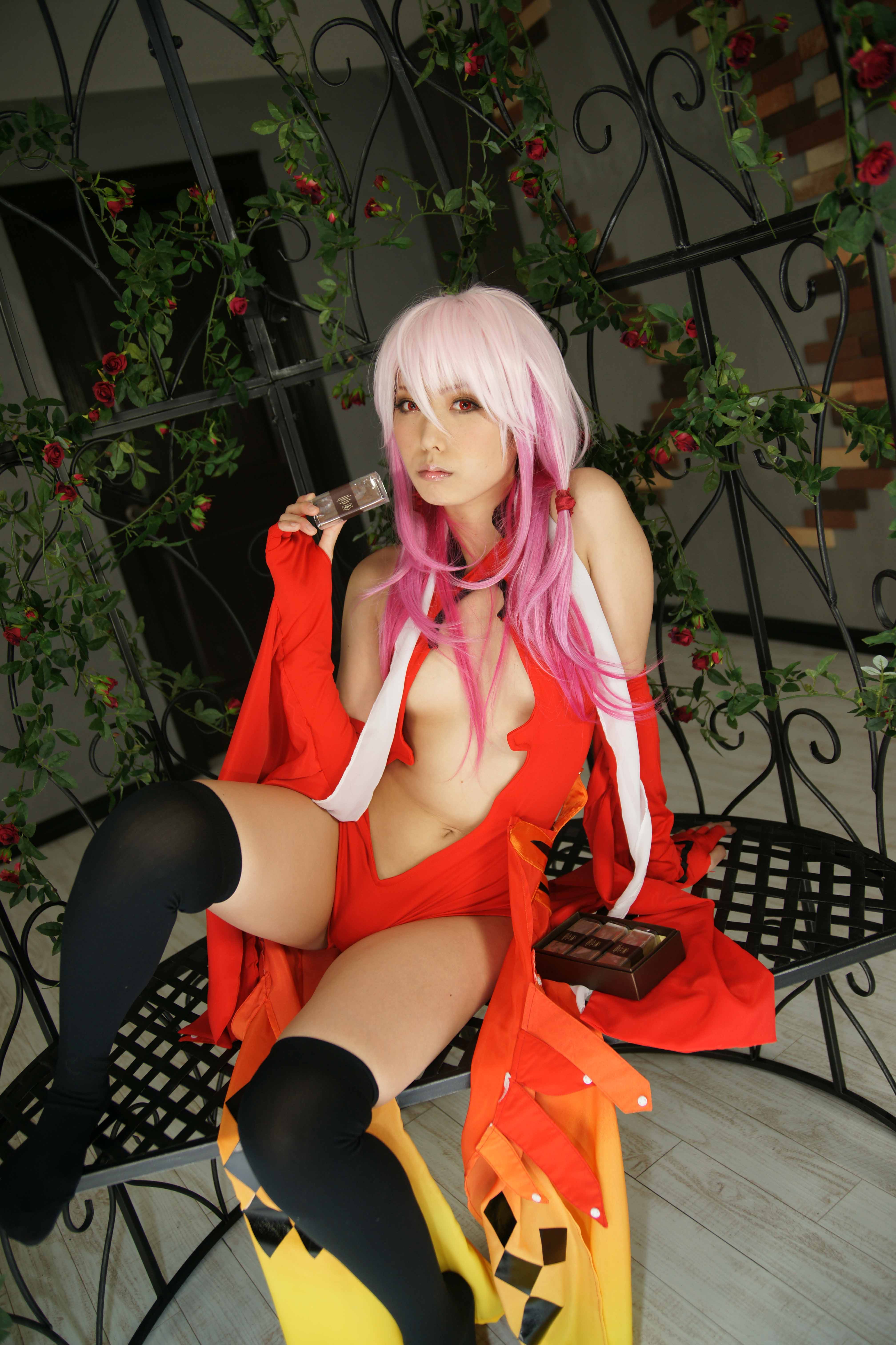 Guilty Crown – Arimura Chika – Yuzuriha Inori