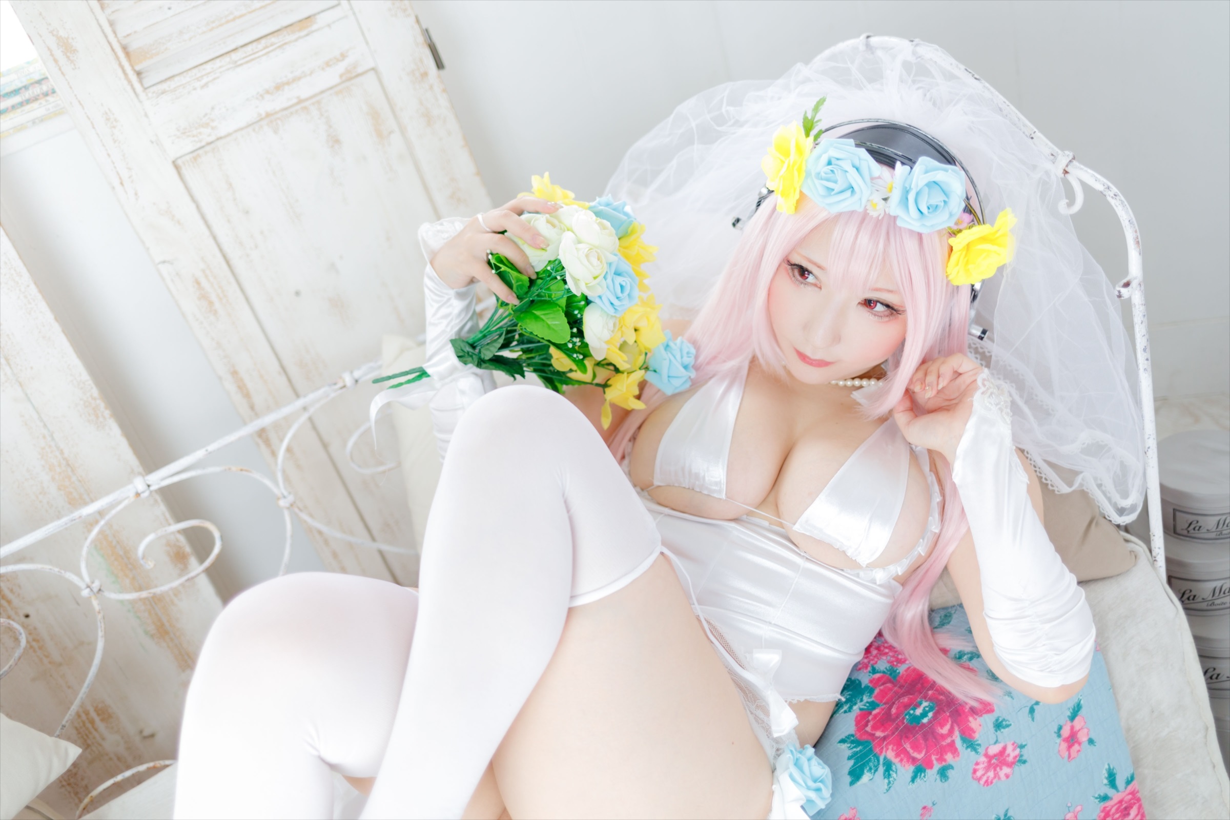 Super Sonico – Saku – Super Sonico
