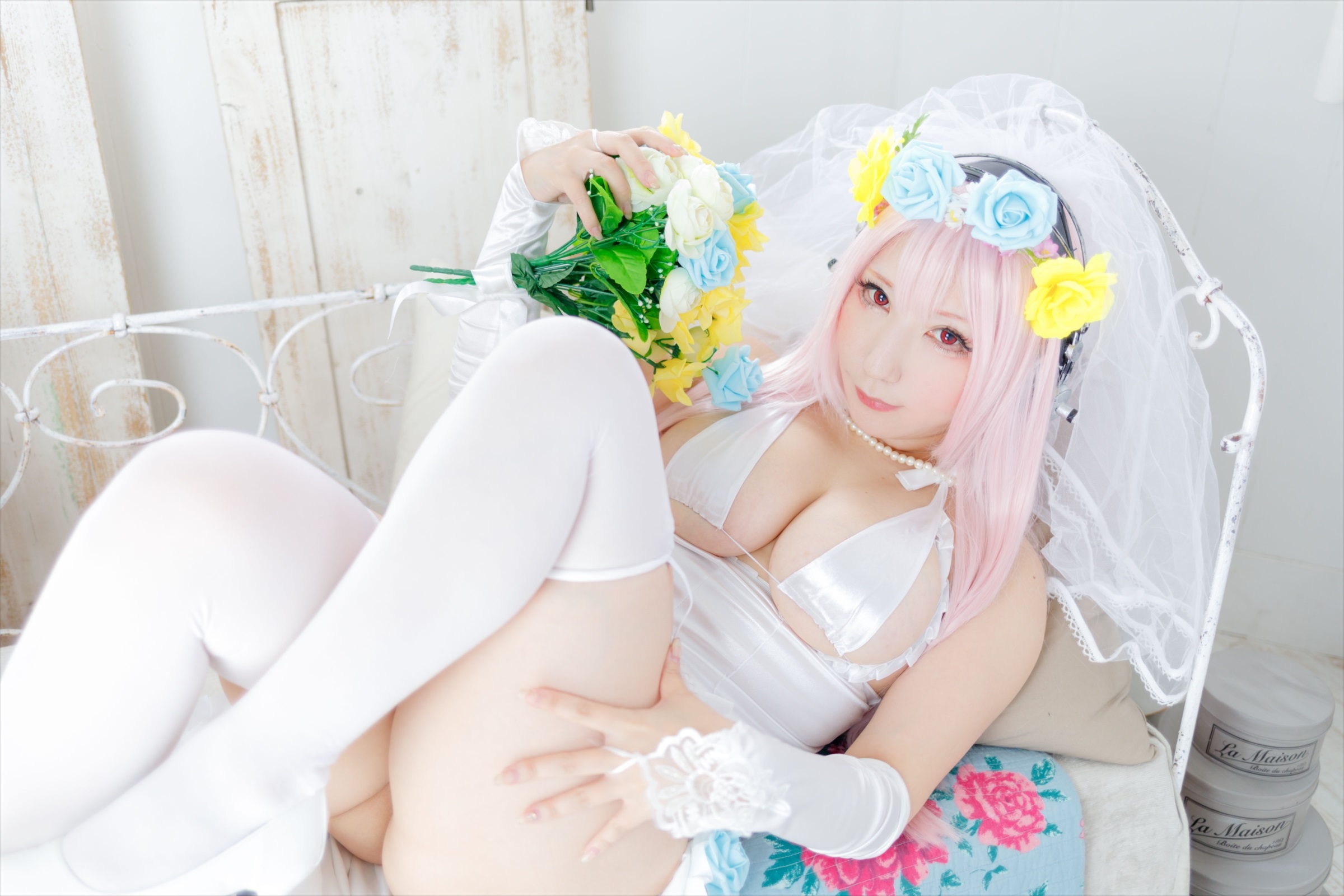 Super Sonico – Saku – Super Sonico