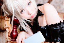 Fate – Momoiro Reku – Saber (110)