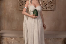 Daenerys Targaryen – Kalinka Fox – A Song of Ice and Fire Hentai Cosplay (5)