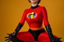 Helen Parr – Kalinka Fox – The Incredibles Hentai Cosplay (14)
