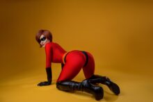 Helen Parr – Kalinka Fox – The Incredibles Hentai Cosplay (21)