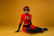 Helen Parr – Kalinka Fox – The Incredibles Hentai Cosplay (25)