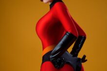 Helen Parr – Kalinka Fox – The Incredibles Hentai Cosplay (9)