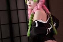 Kanroji Mitsuri – Kalinka Fox – Kimetsu no Yaiba Hentai Cosplay (2)
